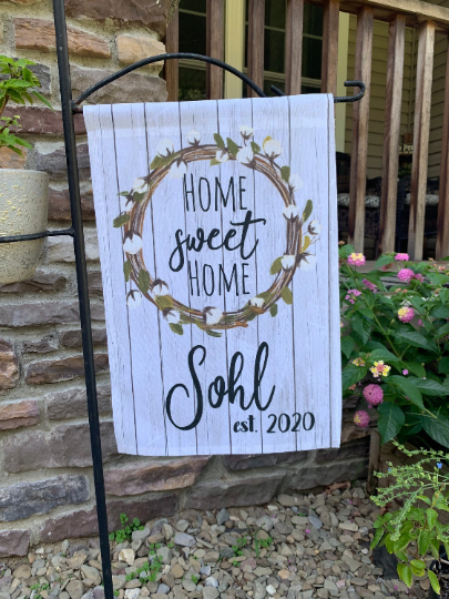 Garden Flag - Home Sweet Home Wreath (White Wash) Flag